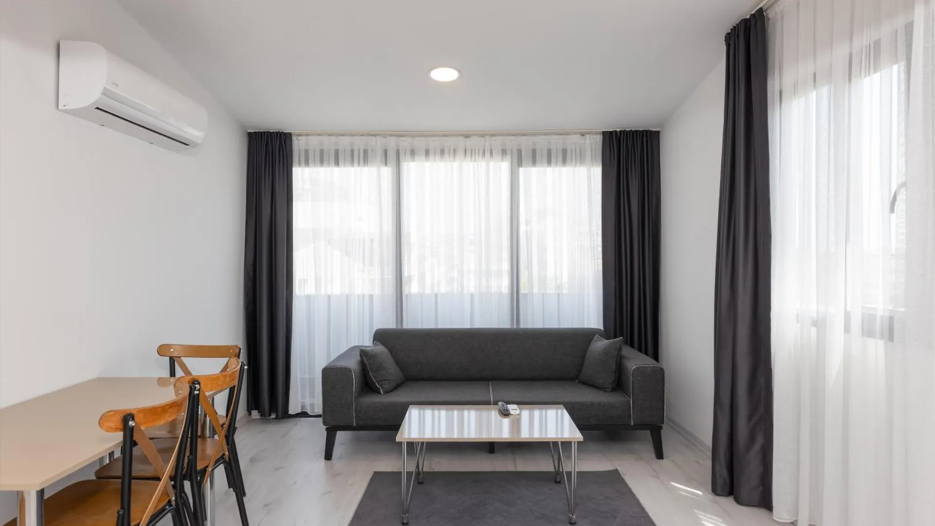 Moon Old Town Apartment Antalya 0*,